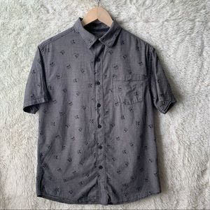 Mossimo Skull Short Sleeve Button-Up